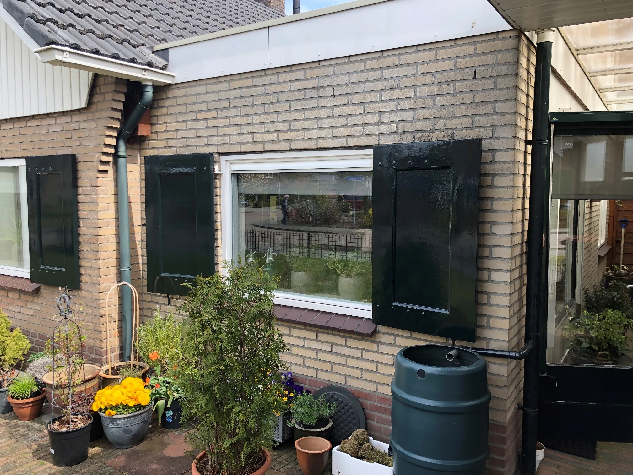 Ter plaatse afgelakt in Q0.05.10