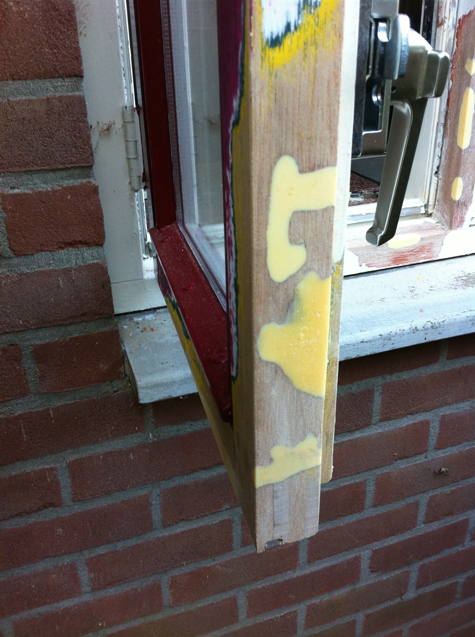 Kozijn hersteld door middel van een epoxy reparatie