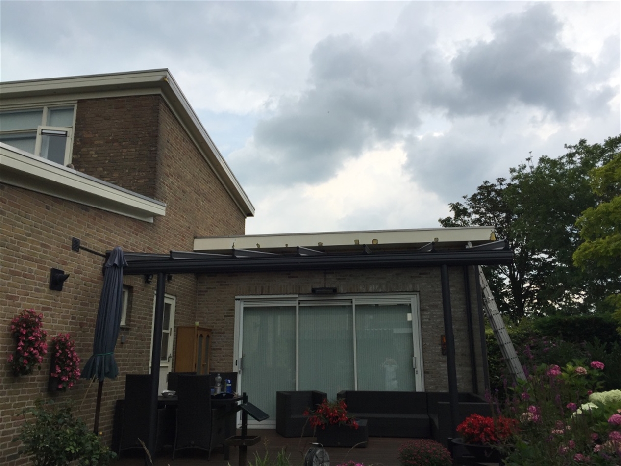 Houtrot in boeidelen